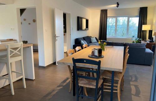 Malonne House | Gîte le 44 - au calme avec jardin, proche de Namur