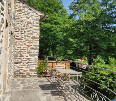 Le Pertuis House | Gîte Le p'tit nid de Riouffreyt