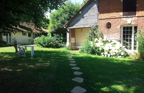 Tourny Bed & Breakfast | Gîte Le Salon de Musique