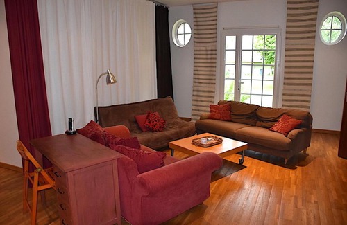 Tourny Bed & Breakfast | Gîte Le Salon de Musique