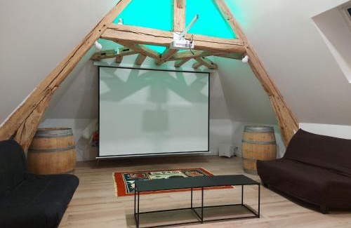 Happonvilliers House | Gîte spacieux à Happonvilliers avec jardin privatif, accueil jusqu'à 14 personnes, animaux admis - FR-1-581-139
