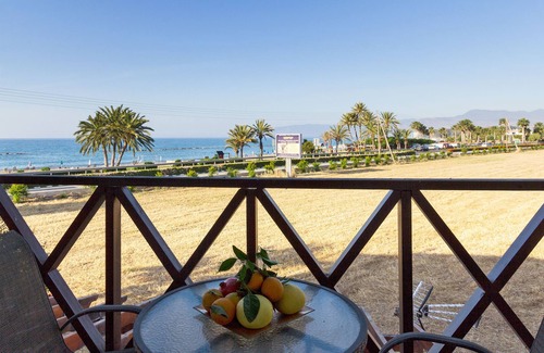Latsi Apartment | G&E Beach Apartments