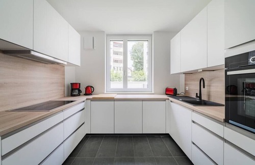 Gmunden Apartment | G.l.a.m G.a.r.d.e.n | BBQ | Pets | 2BR