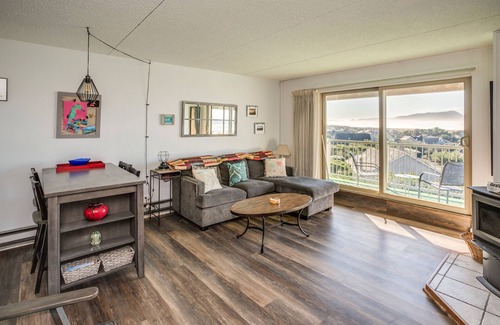 Gearhart Condo | G665 3rd Floor, 1 bedroom PET FRIENDLY, No Cleaning Fees
