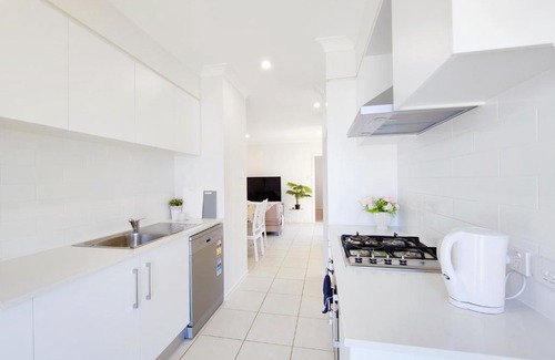 Maraylya Apartment | GablesBox HilMaraylya 2Br granny flat with WiFi