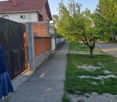 Sremska Mitrovica Apartment | Gabriela