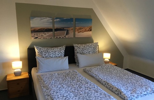 Otterndorf House | Gaestehaus zur Linde