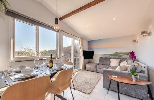 Llanybri House | Gala Lodge