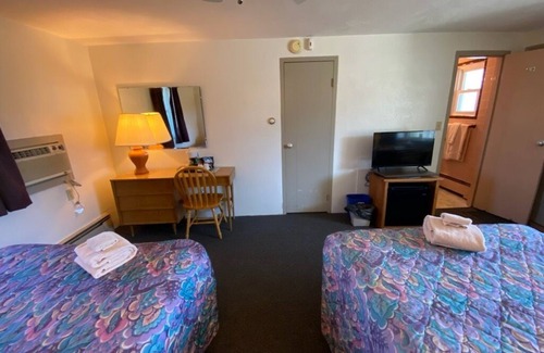 Sugar Hill Hotel | Gale River Motel
