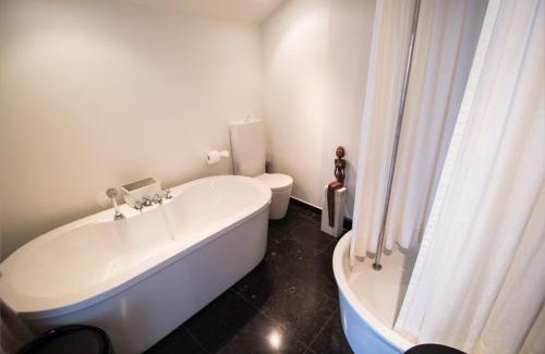 Jekerkwartier Hotel | Galerie Hotel Dis