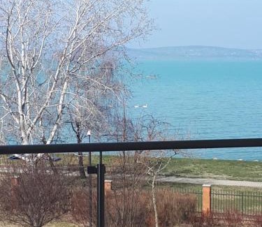 Siofok-Szabadifurdo Apartment | GaleriusBeach Deluxe Apartment