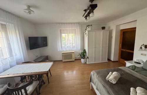 Jeno Apartment | GaLiBa Vendégház
