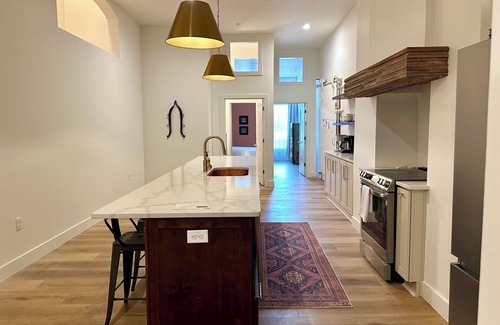 Downtown Louisville Condo | Gallant Fox - NuLu/Downtown