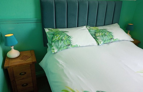 Helford Passage Bed & Breakfast | Gallen-treath Guest House