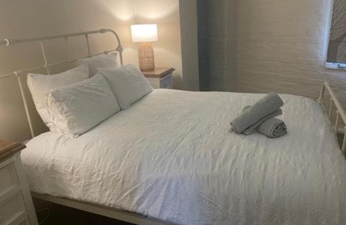 Narrabri Apartment | Gallipoli House- The Loft Apartment