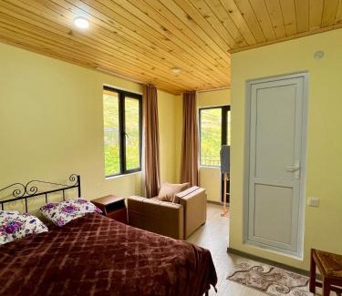 Ushguli House | Gamarjoba Guest and Art House