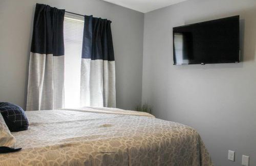 Northport Apartment | Game Day Rental