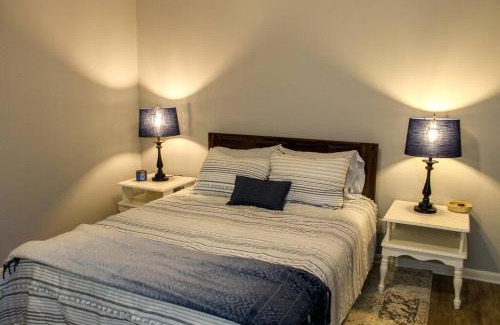 Northport Apartment | Game Day Rental