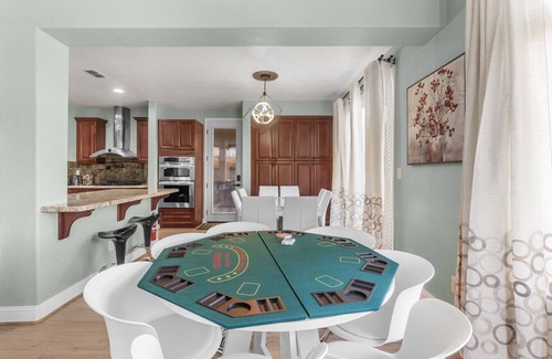 El Dorado Hills House | Game Lovers' Retreat: 4000 sqft of Fun