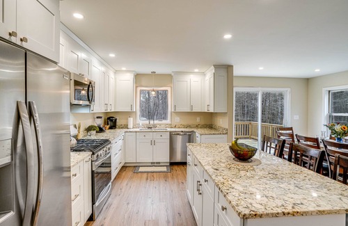 Greenville House | Game Room + Deck: Secluded Catskills Retreat