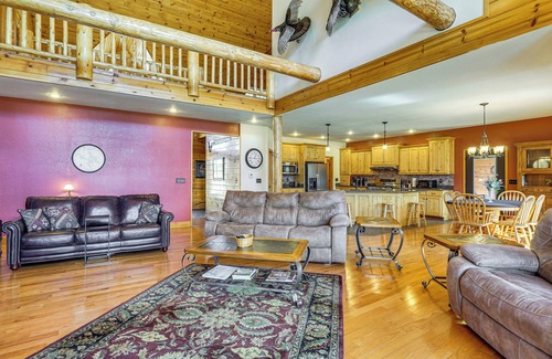 Climax Springs Cabin | Game Room, Deck & Yard: Lake of the Ozarks Retreat