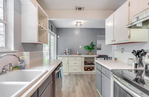 Northwest Pensacola House | Game, Swim & Explore: Family Home in Pensacola