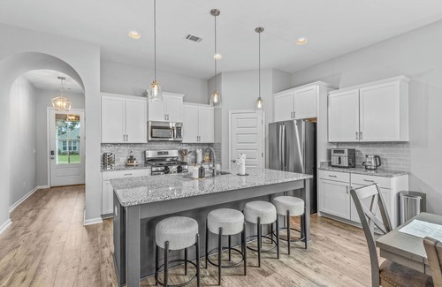 Gunter Afs House | GameDay Fun ' Grill ' 1GB Wi-Fi ' Arcade ' Parking ' Towel Warmer ' 2 Car Garage