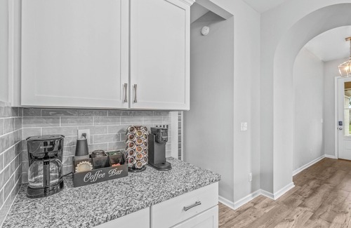 Gunter Afs House | GameDay Fun ' Grill ' 1GB Wi-Fi ' Arcade ' Parking ' Towel Warmer ' 2 Car Garage