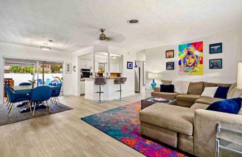 Pembroke Pines House | Gameroom Pool Fire Pit Bbq