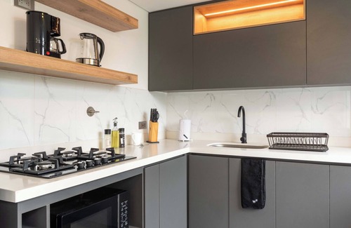 Laureles - Estadio Apartment | Ganesh by Wynwood House