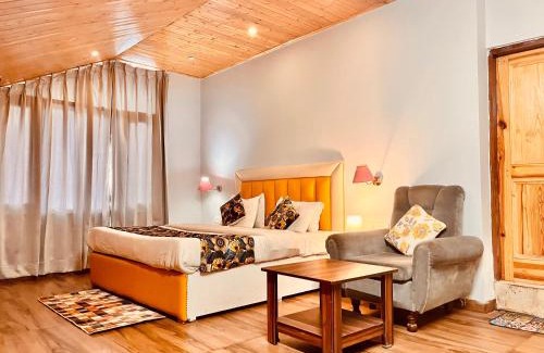 Jamshedpur Hotel | Ganga Cottage ! 1,2,3 bedrooms cottage available near mall road manali