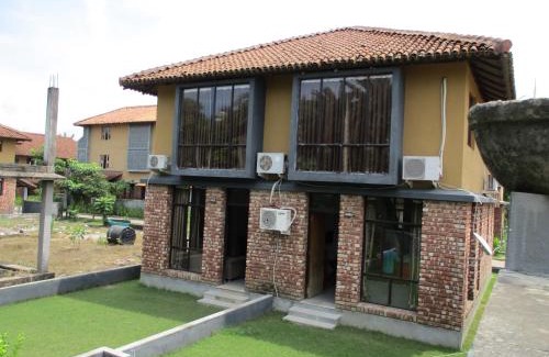 Roychak Apartment | Ganga Kutir Oak Villa on Raichak