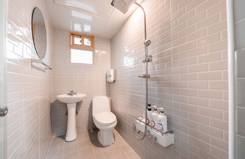 Gangseo Hotel | Gangseo Bank Motel