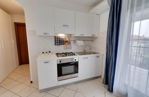 Udine Apartment | Garage coperto-FreeWifi 10min auto UdineCentro