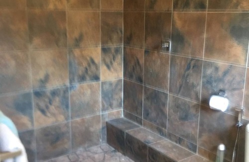 Harare East House | Garden 1 - en-suite