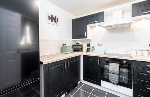 Sheffield House | Garden | 6 Single Beds | 15% OFF | Driveway | BBQ