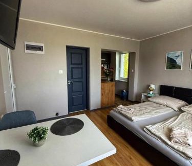 Kralovsky Chlmec Apartment | Garden Apartments