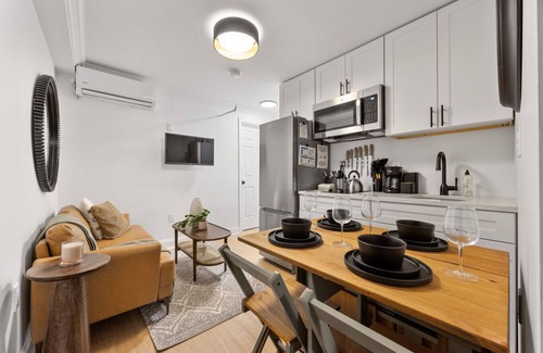 Harlem Apartment | Garden Apt in Harlem Brownstone