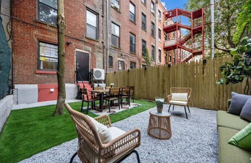 Harlem Apartment | Garden Apt in Harlem Brownstone