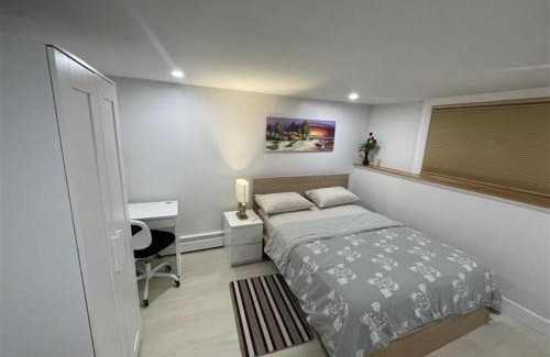 Bedford Apartment | Garden City-Private 1BR Full Apt