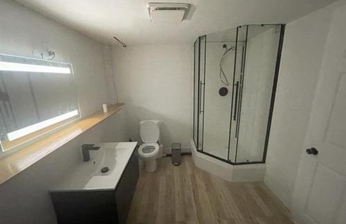 Bedford Apartment | Garden City-Private 1BR Full Apt