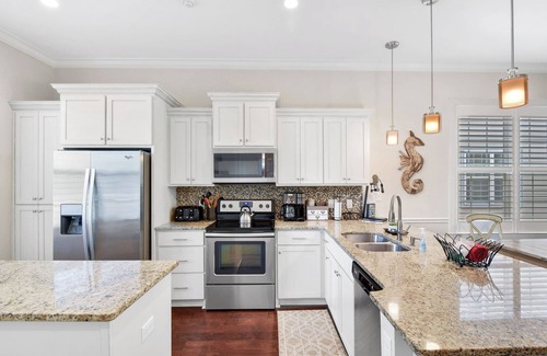 Jekyll Island House | Garden Cottage 63 - Seaside Grace Includes 6 seater street legal cart.