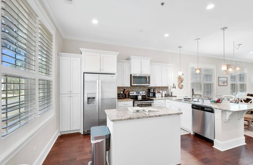 Jekyll Island House | Garden Cottage 63 - Seaside Grace Includes 6 seater street legal cart.