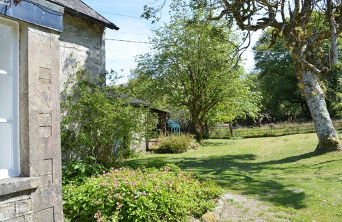 Strachur Cottage | Garden cottage, estate property set in amazing gardens, pet friendly, Wi-Fi