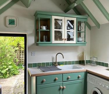 Hambleden House | Garden Cottage