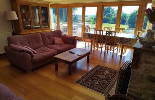 Henlade House | Garden Cottage