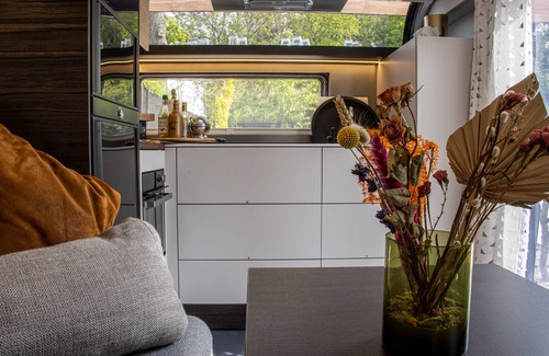 Saint-Hilaire-Fontaine Cabin | Garden-house: relax in Briffaut: Nievre - Bougogne