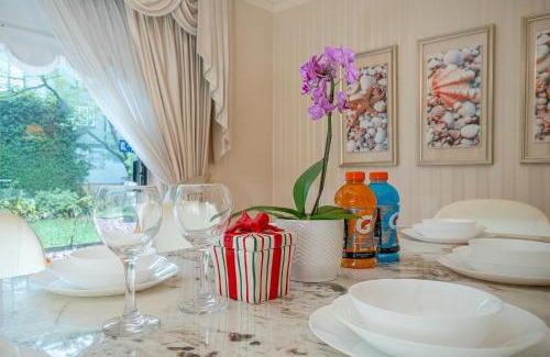 Richmond City Centre House | Garden Hotel 3-bedroom house for whole book
