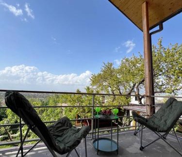 Jrvezh Villa | Garden House