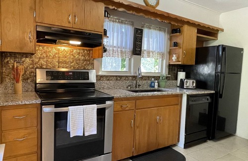 Oneonta House | Garden House - Close to All Star Village, beautiful gardens, game room